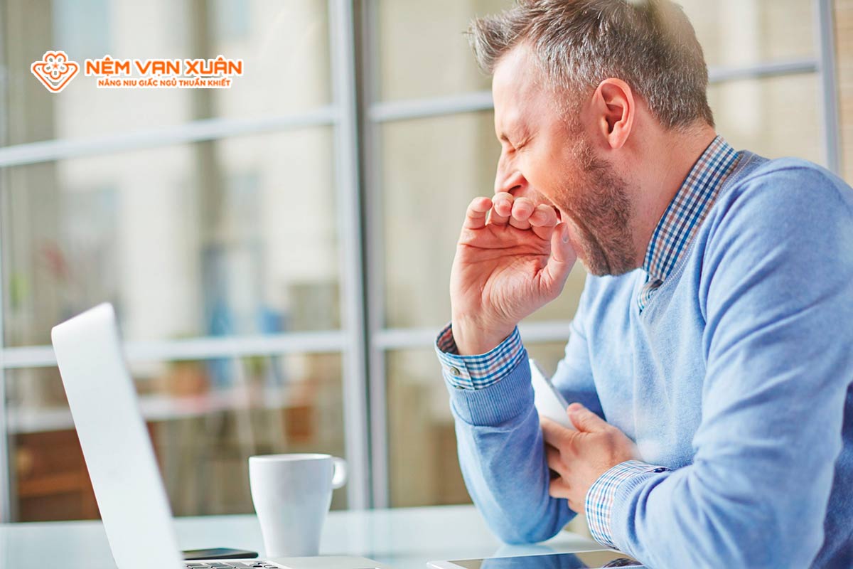 Dấu hiệu cho thấy giấc ngủ của bạn không đủ