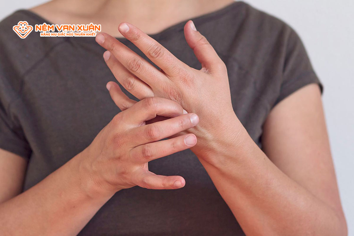 bấm huyệt chống buồn ngủ