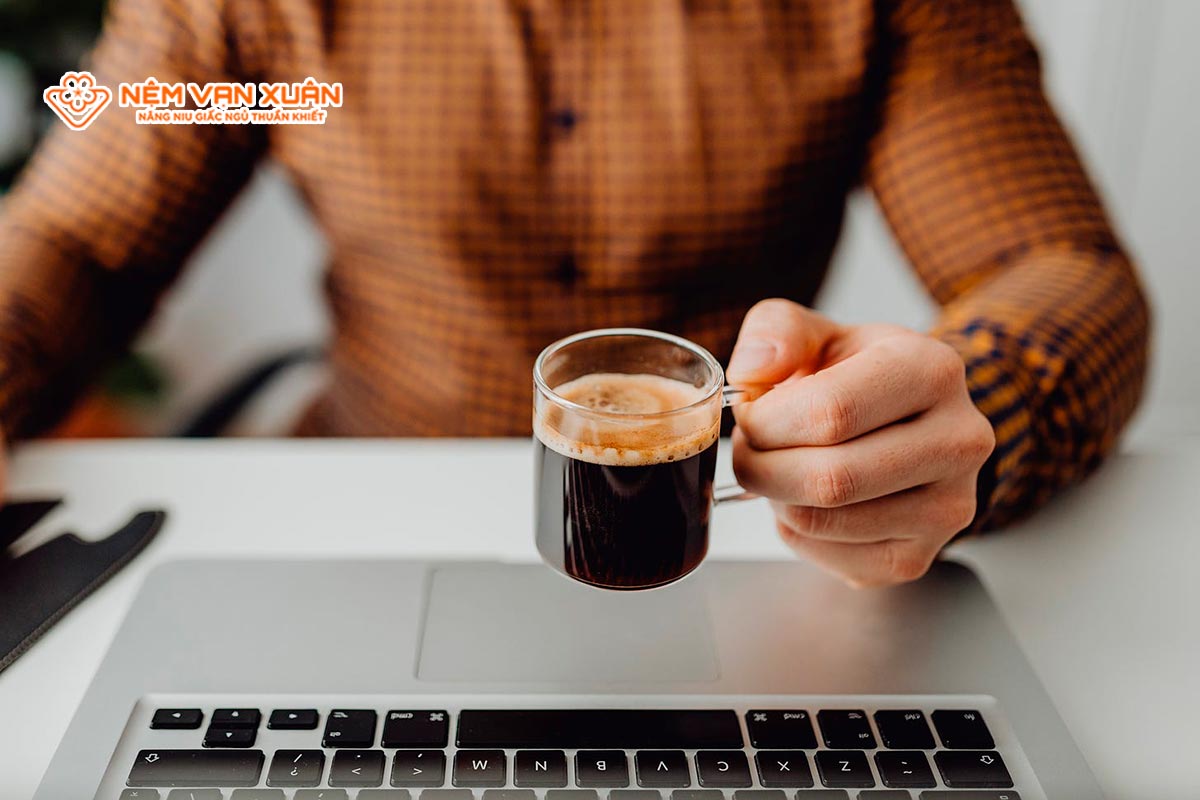 Cách khắc phục tình trạng buồn ngủ nhưng không ngủ được
