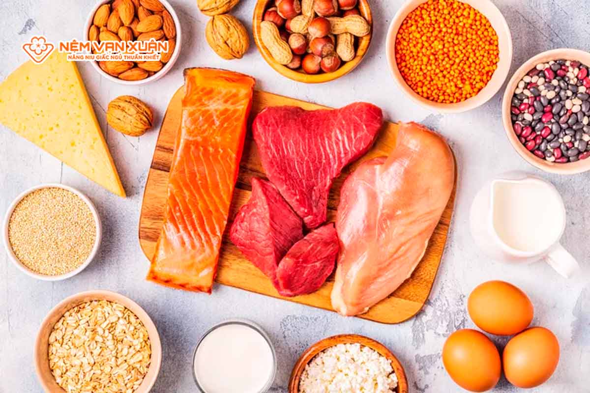 Tăng cường thực phẩm giàu protein vào bữa tối