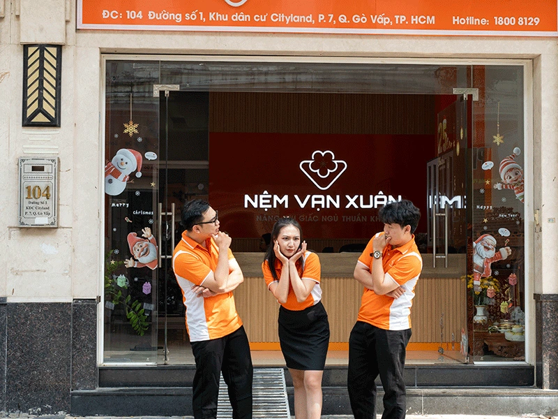 tuyen dung kham pha ban than 03